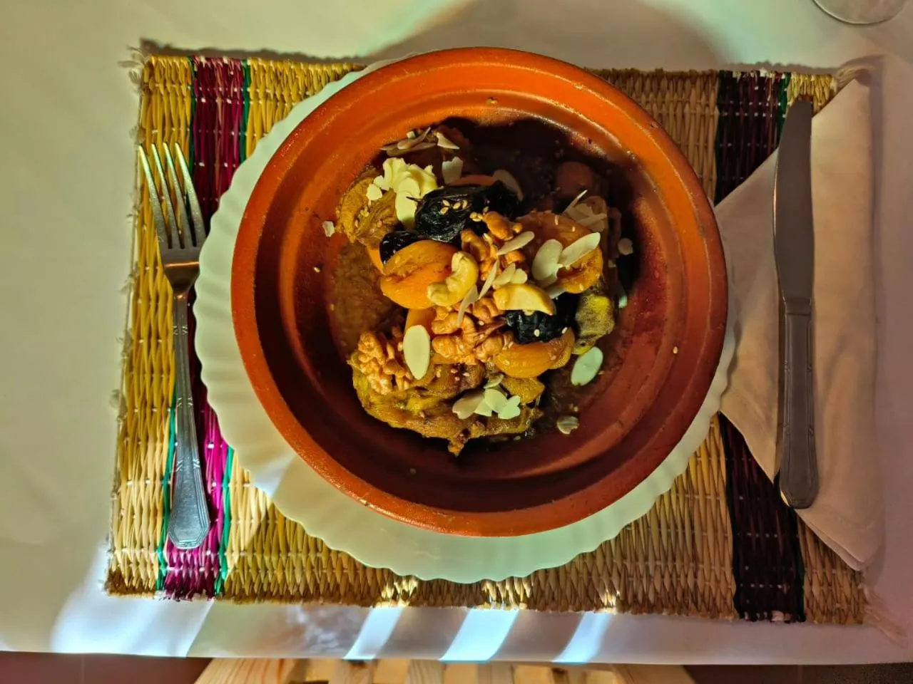 Food and drinks in Horaz Merzouga Camp