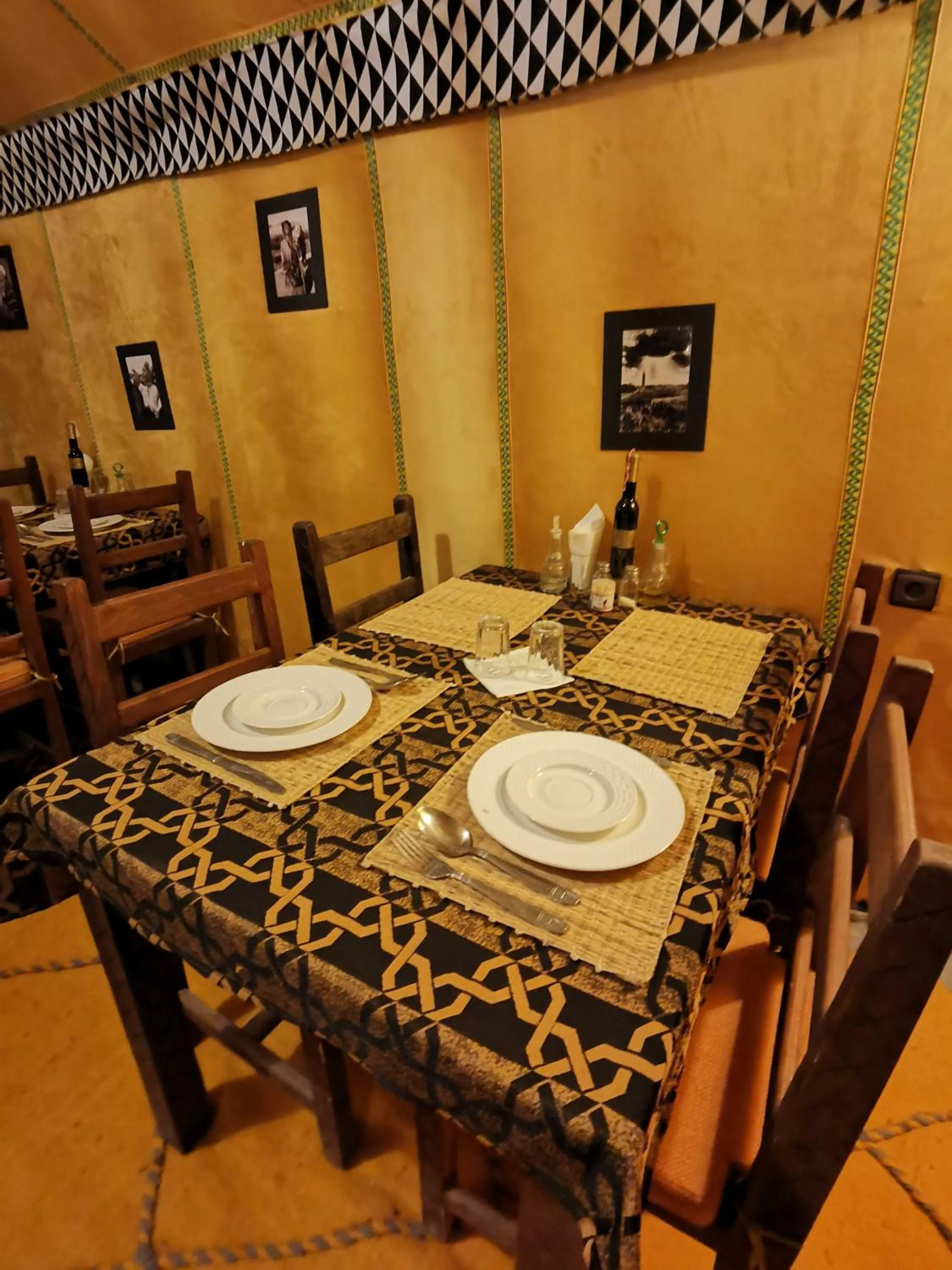 Restaurant/places to eat in Horaz Merzouga Camp