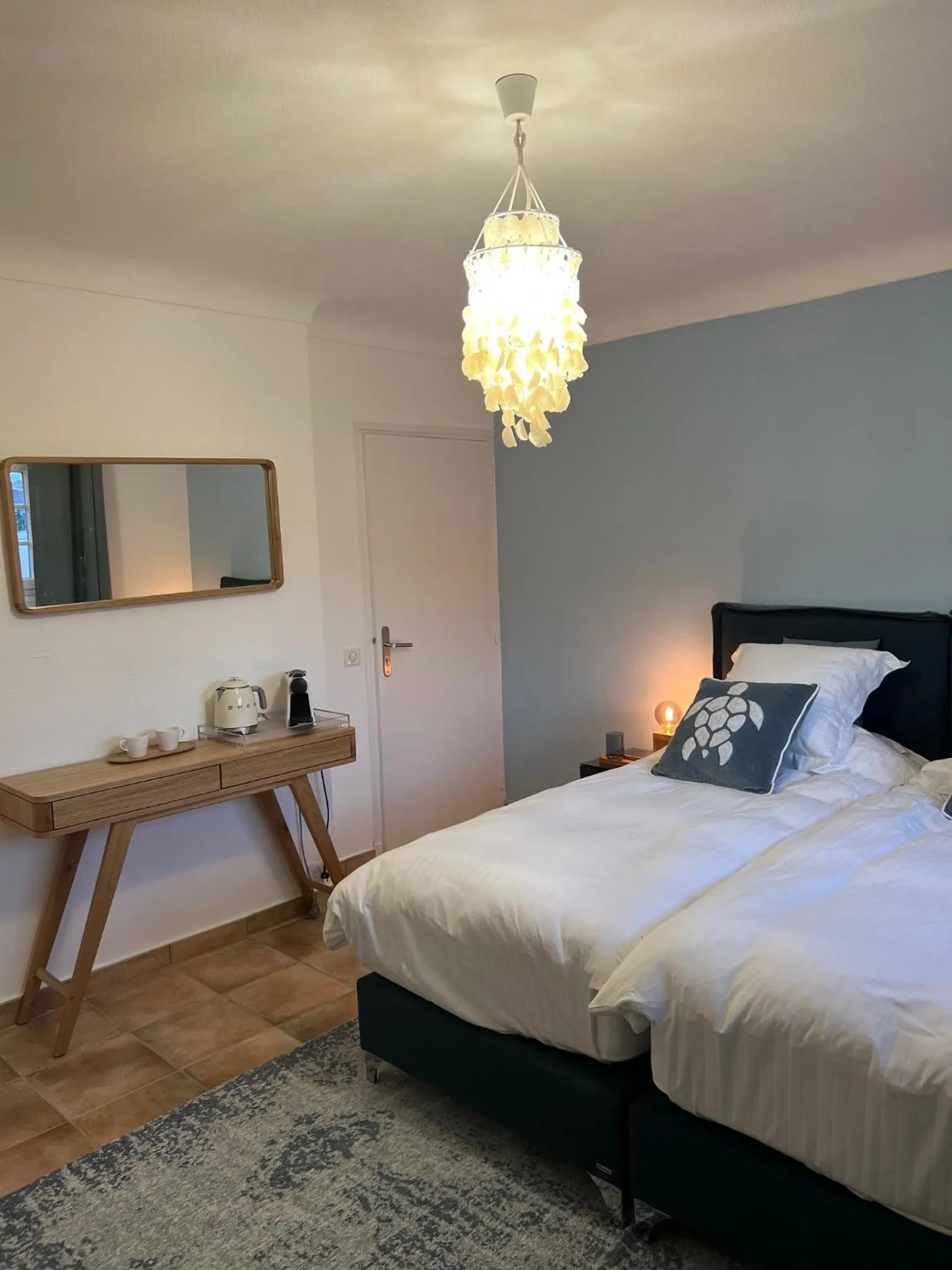 Bedroom, Bed in les petites terrasses