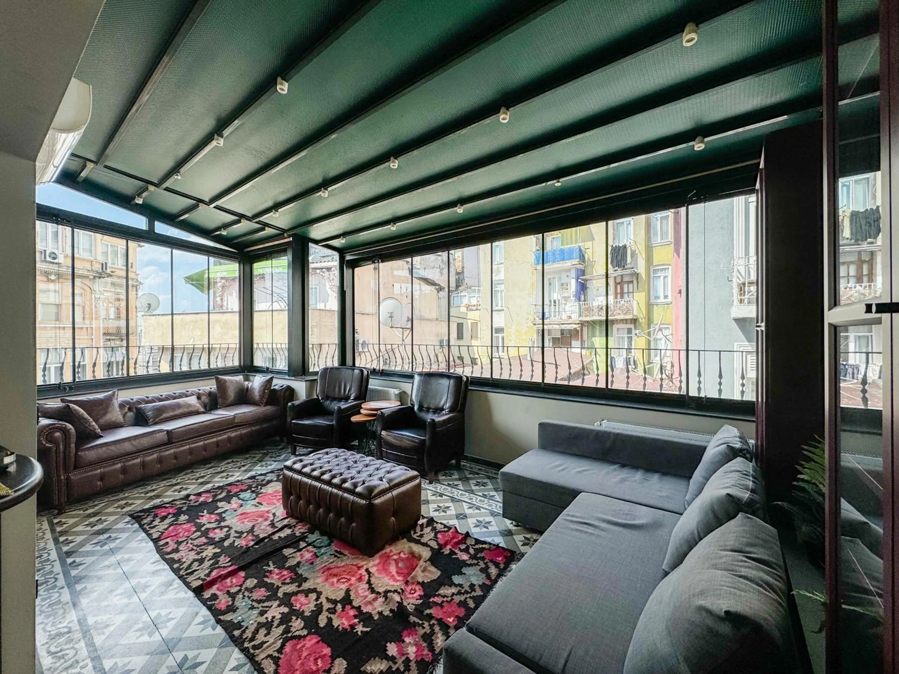 Balcony/Terrace in The House Company