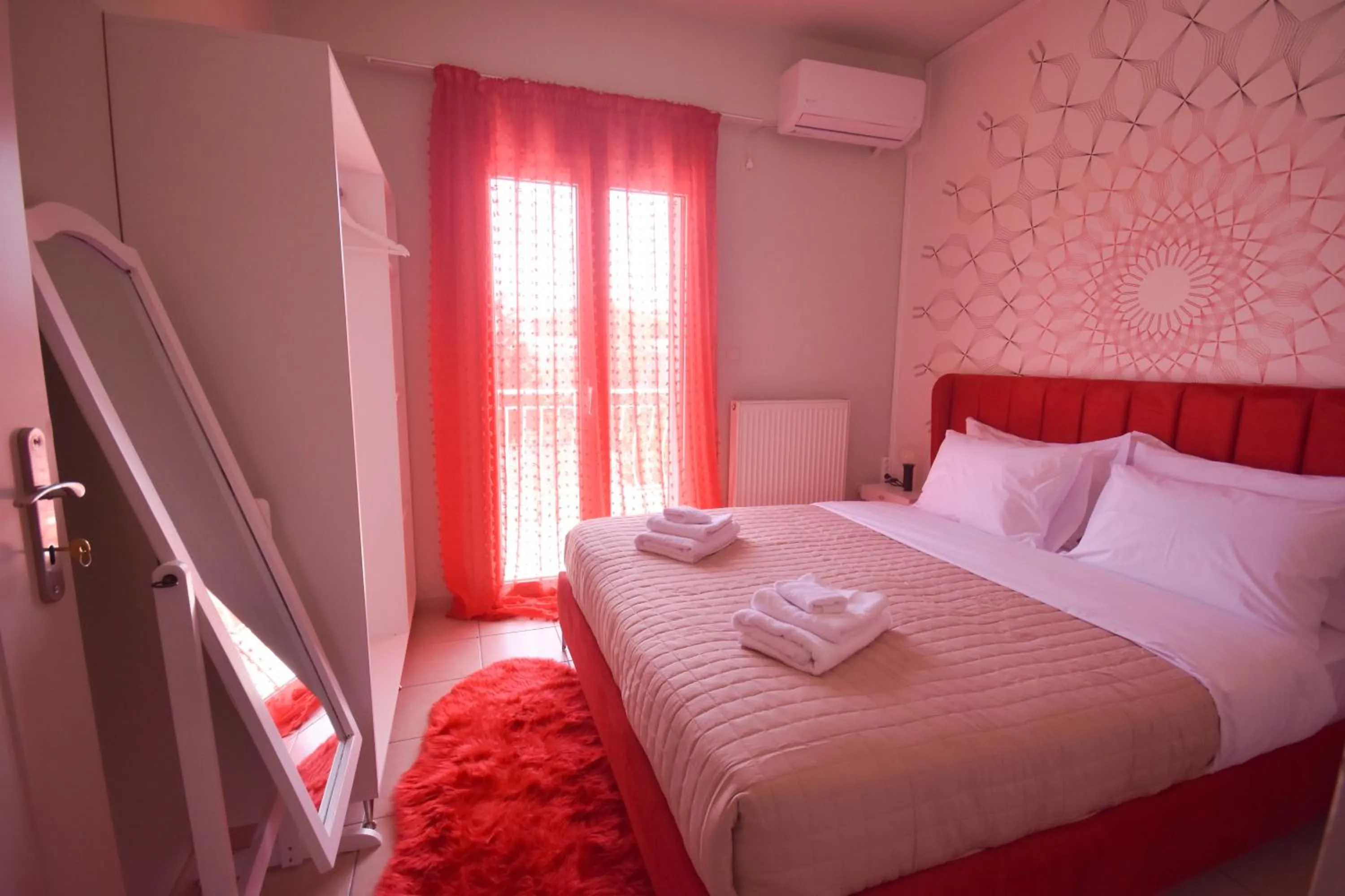 Bed in K&C Rooms- Apartments