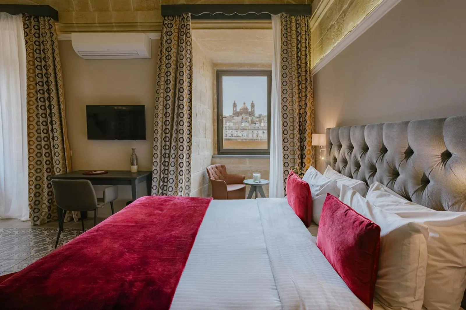 Bed in IBB Hotel Palazzo Bettina Malta