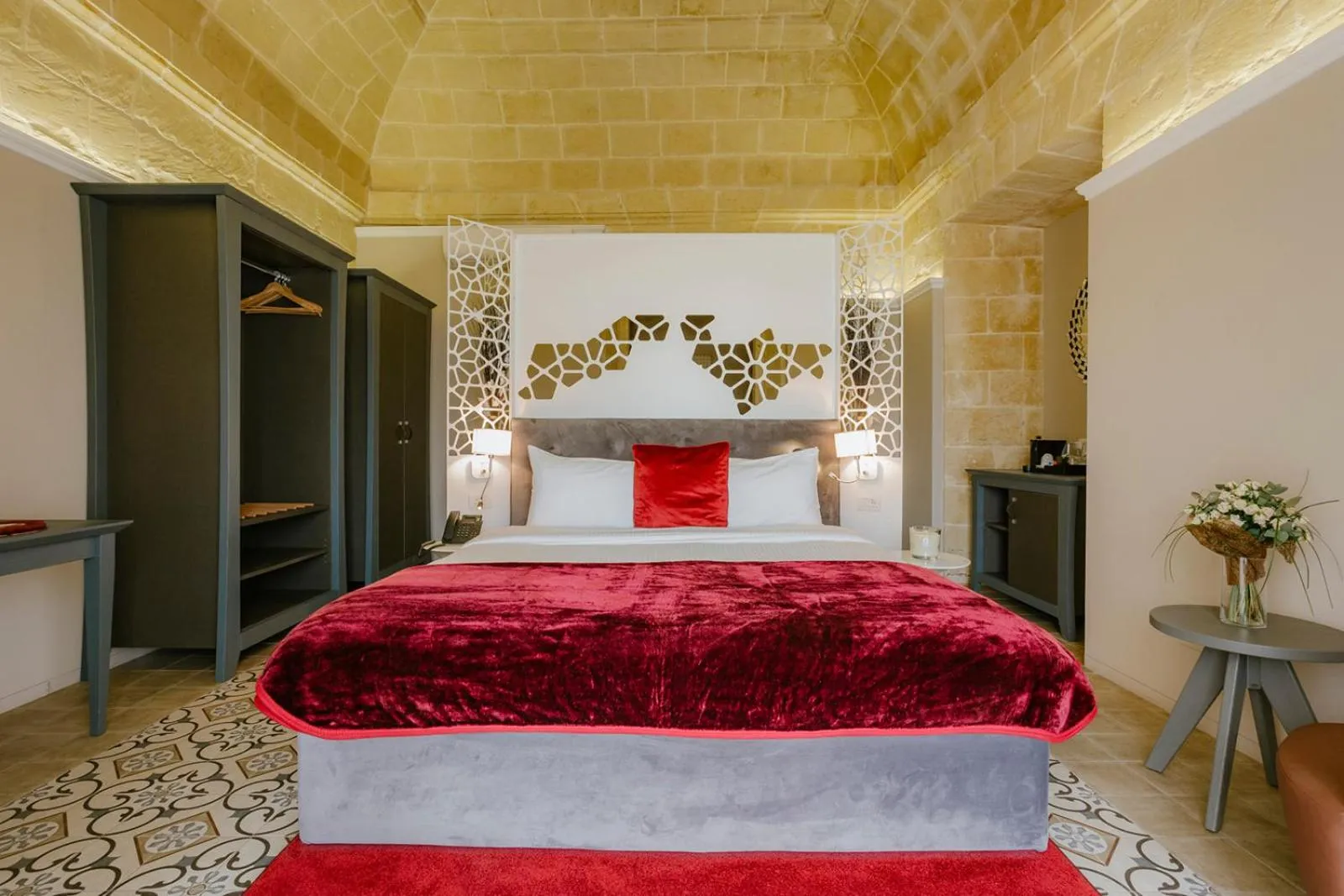 Bed in IBB Hotel Palazzo Bettina Malta
