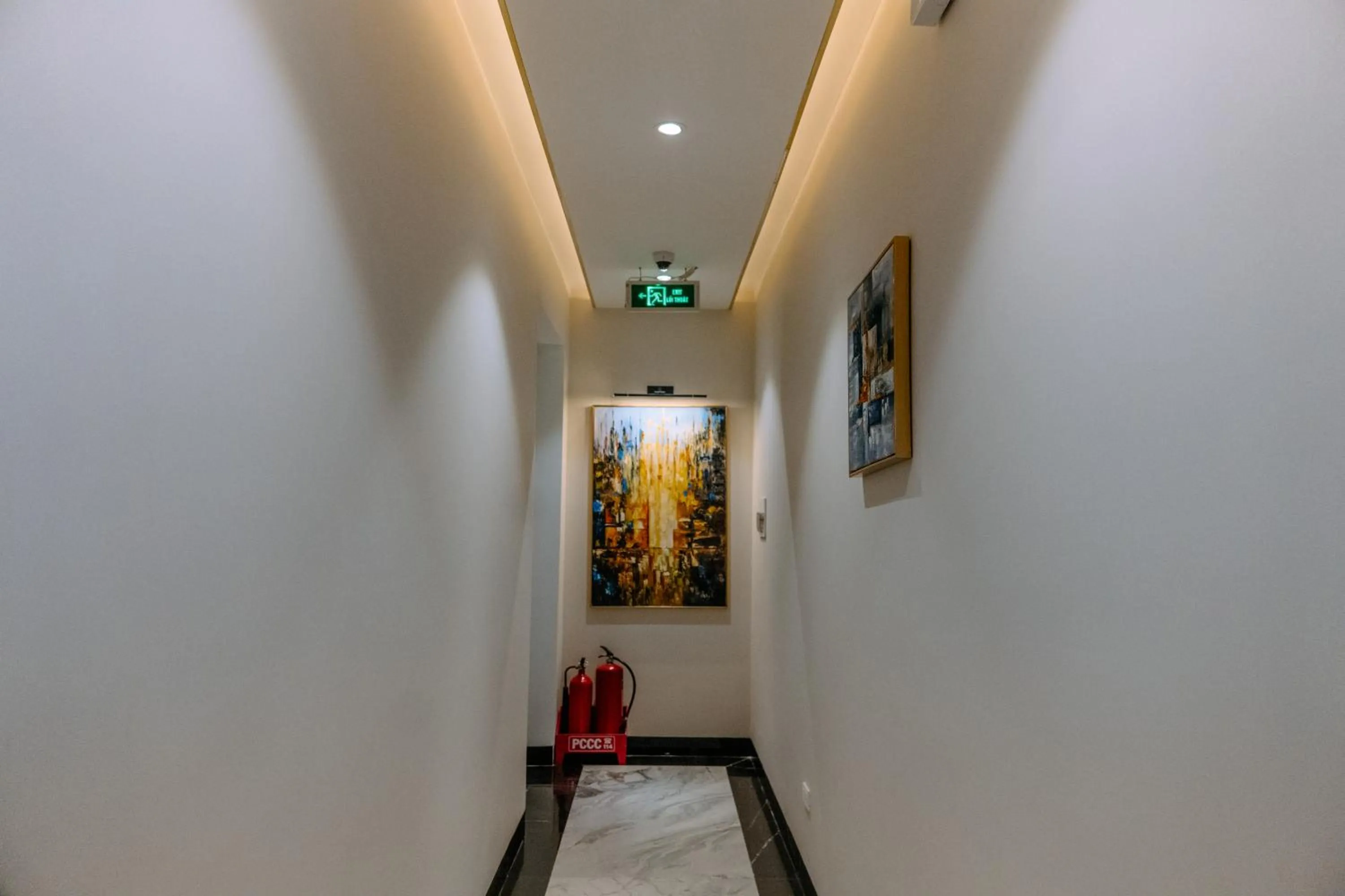 hair dresser in La Beaute Hotel - Quy Nhơn