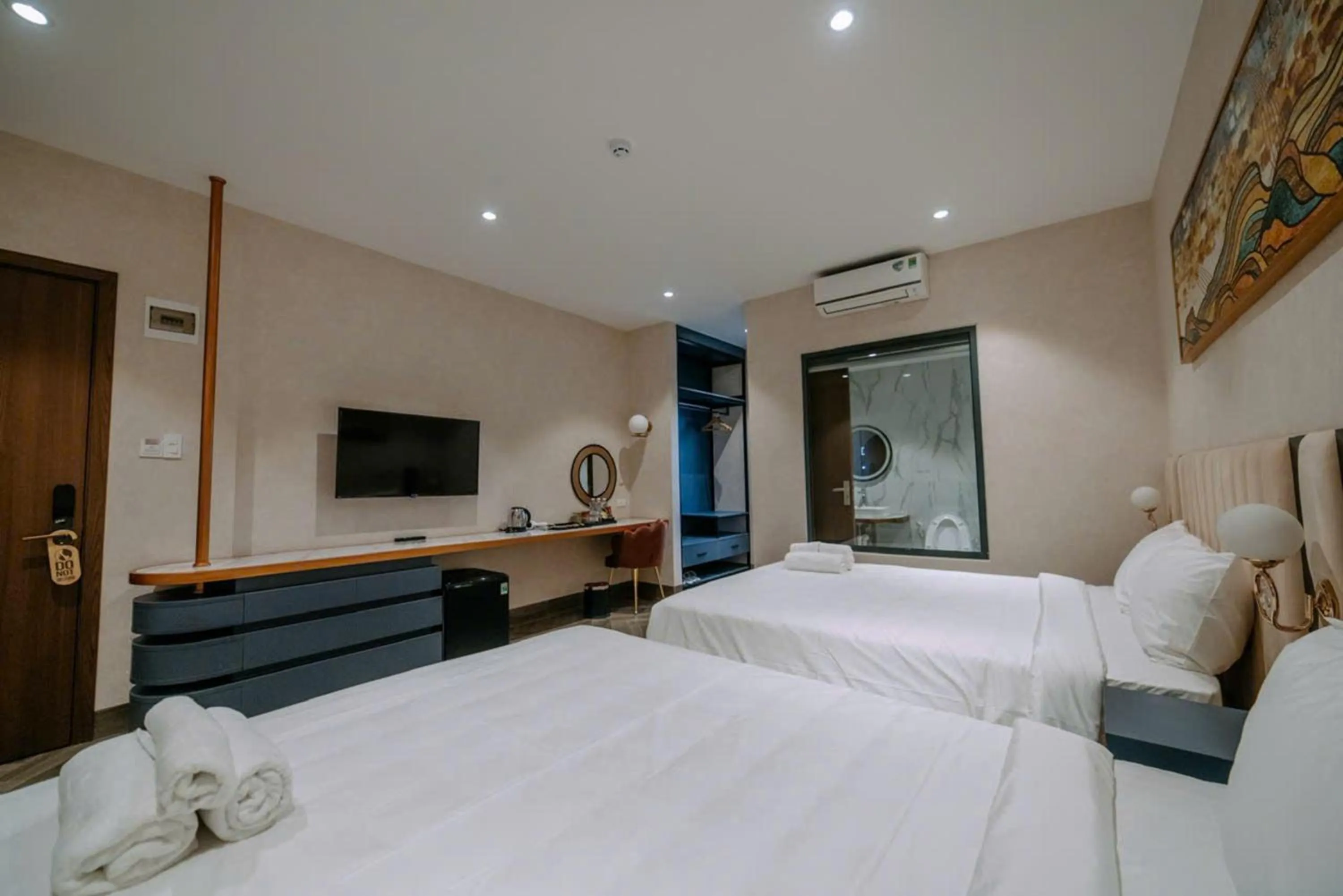 Photo of the whole room, Bed in La Beaute Hotel - Quy Nhơn