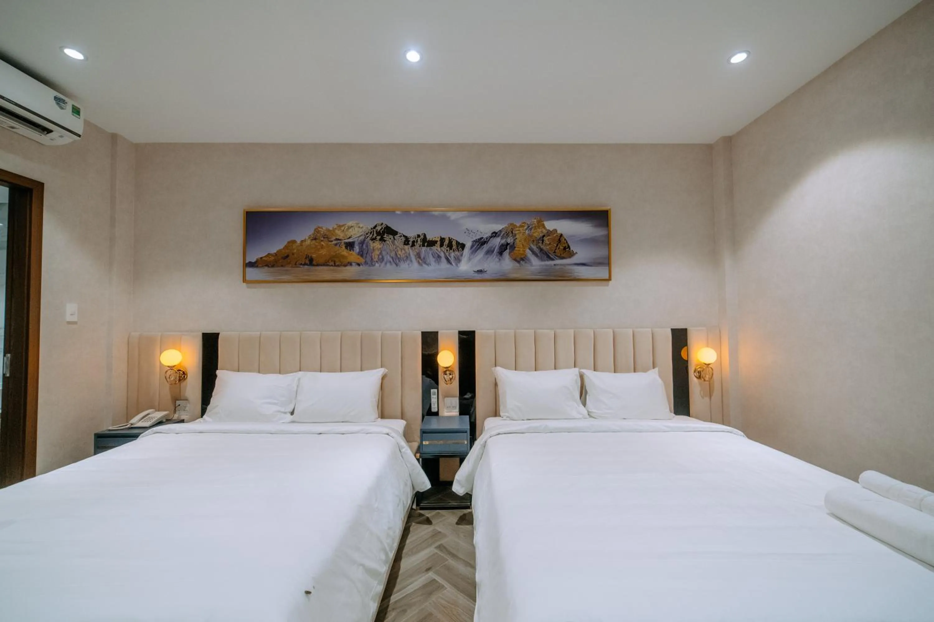 Bed in La Beaute Hotel - Quy Nhơn