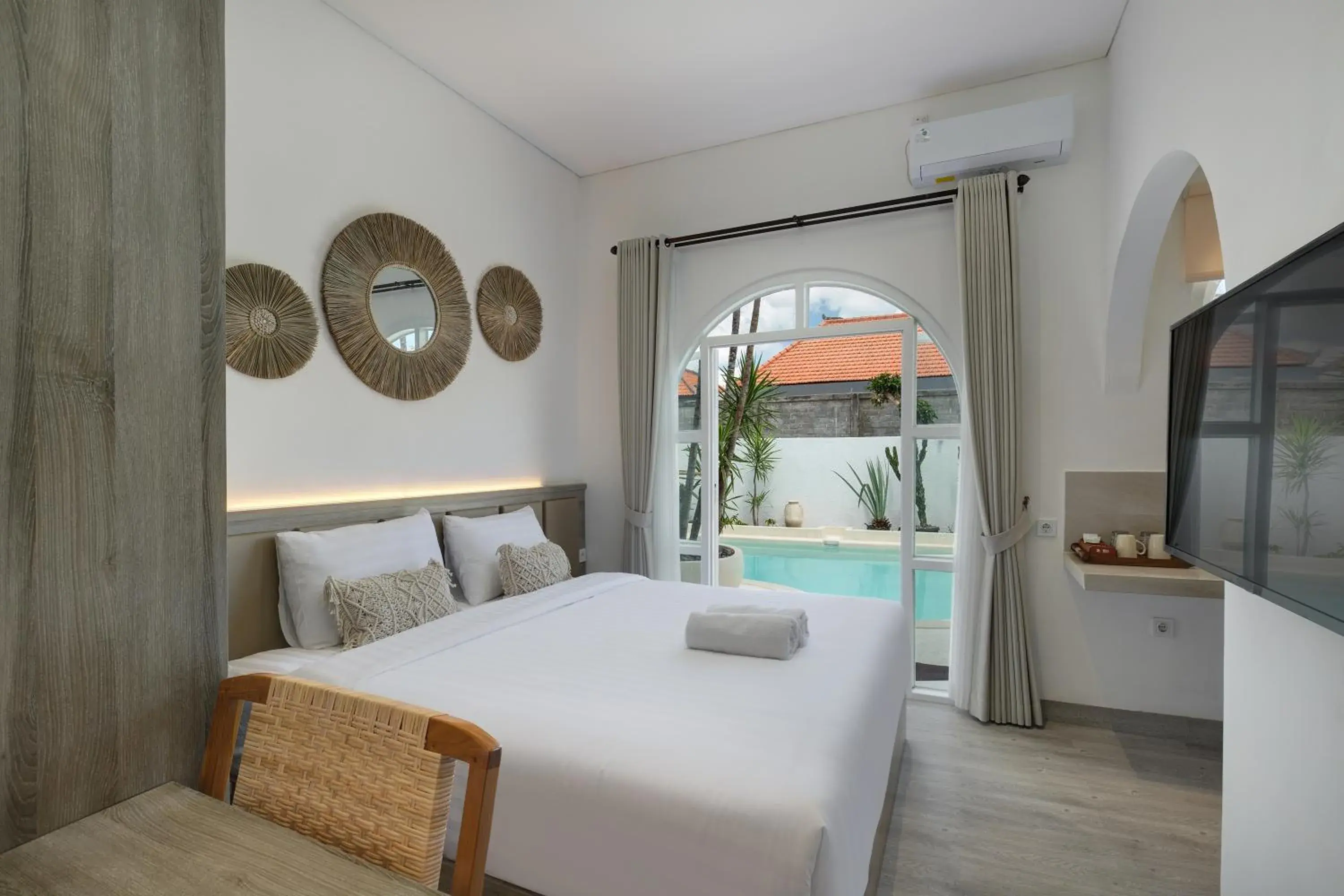 Studio with Pool View in Kemari Studio Studio with Pool View in Kemari Studio