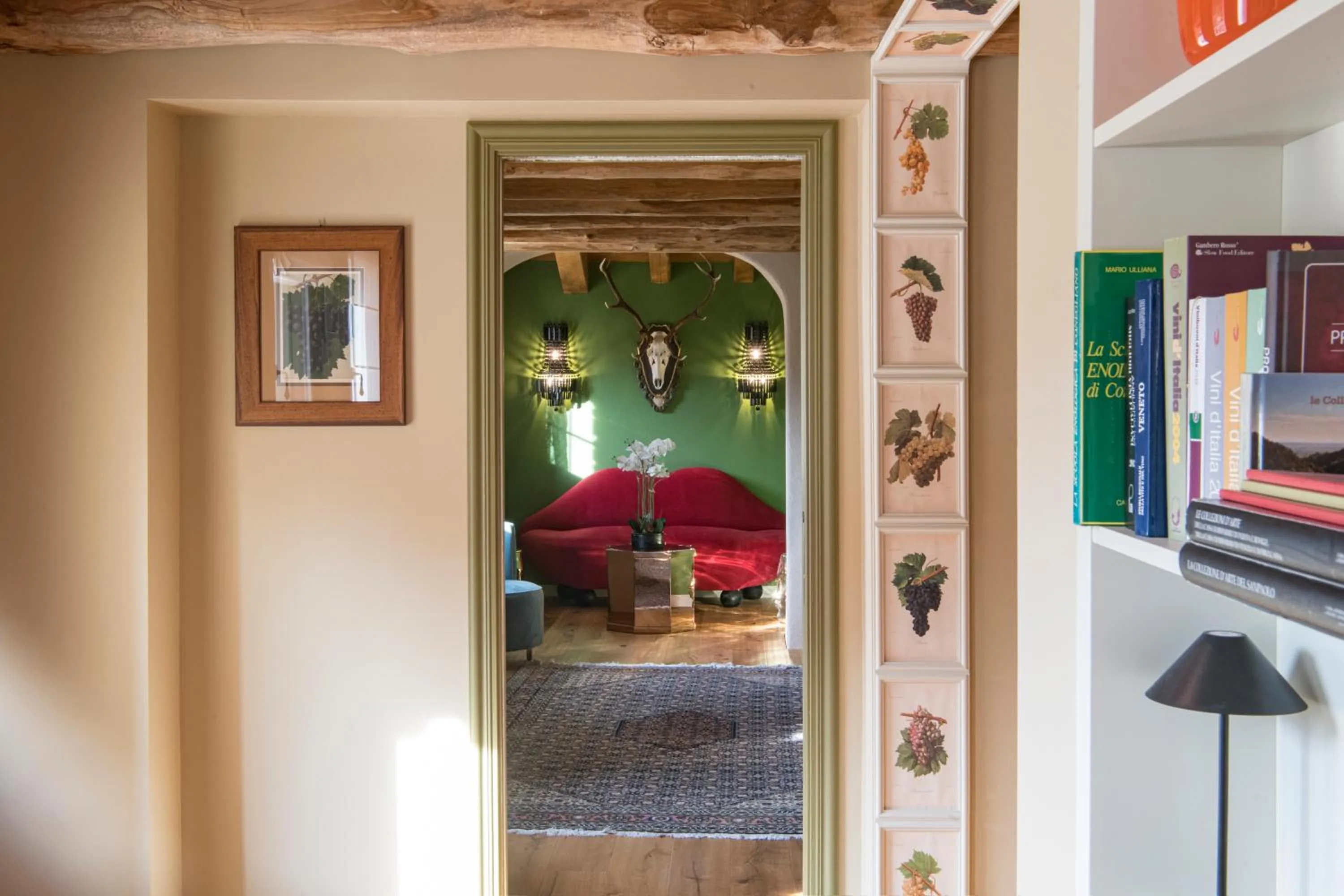 Library in Casa Valdo Country House