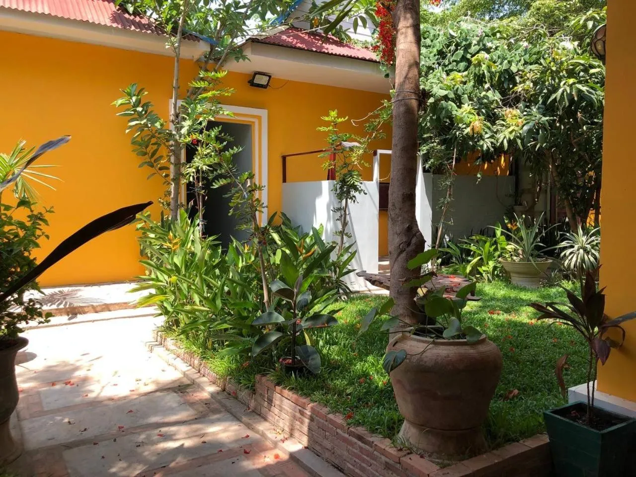 Garden in Boyada Villa Siem Reap