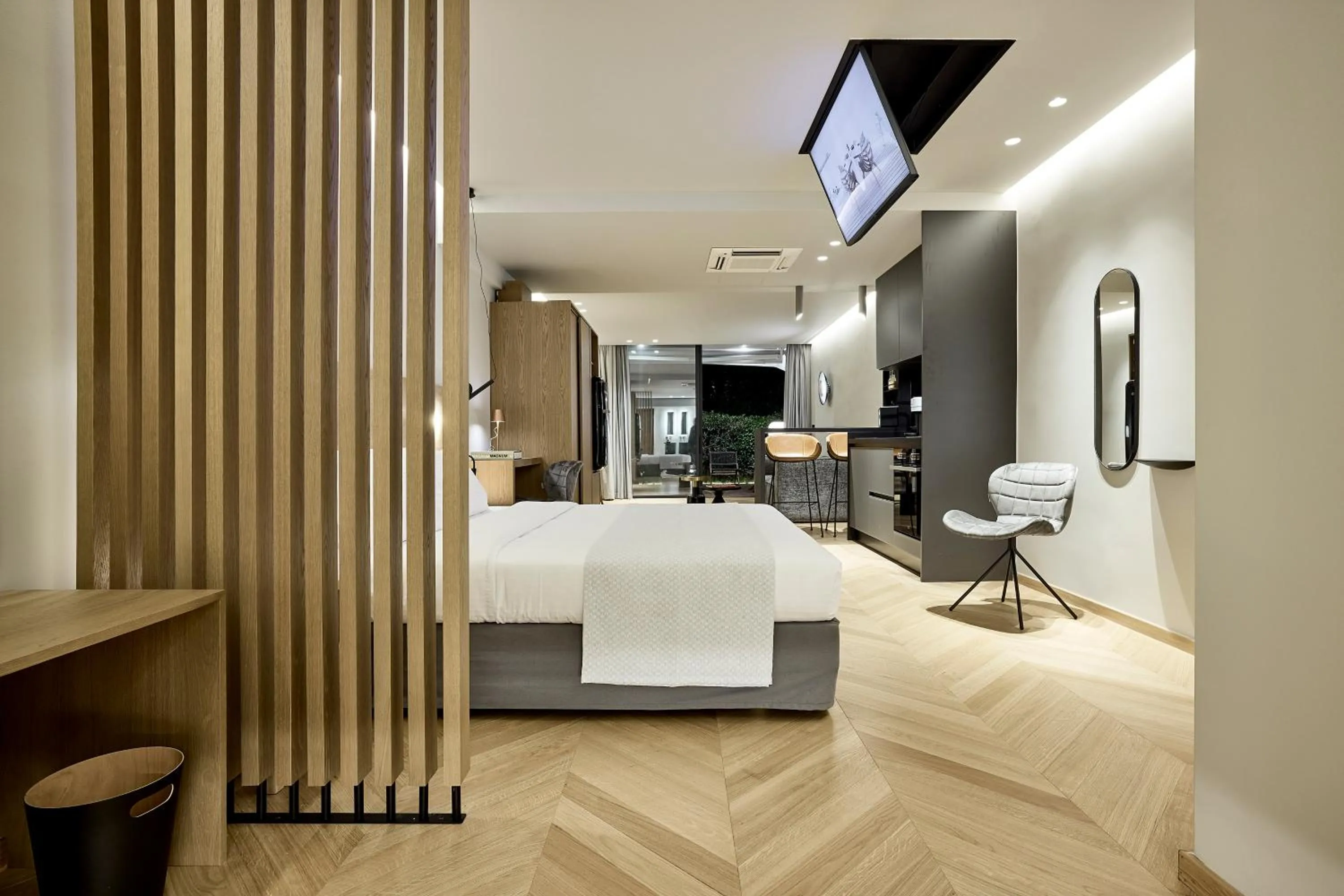 Bed in Cama Luxury Suites Kavouri