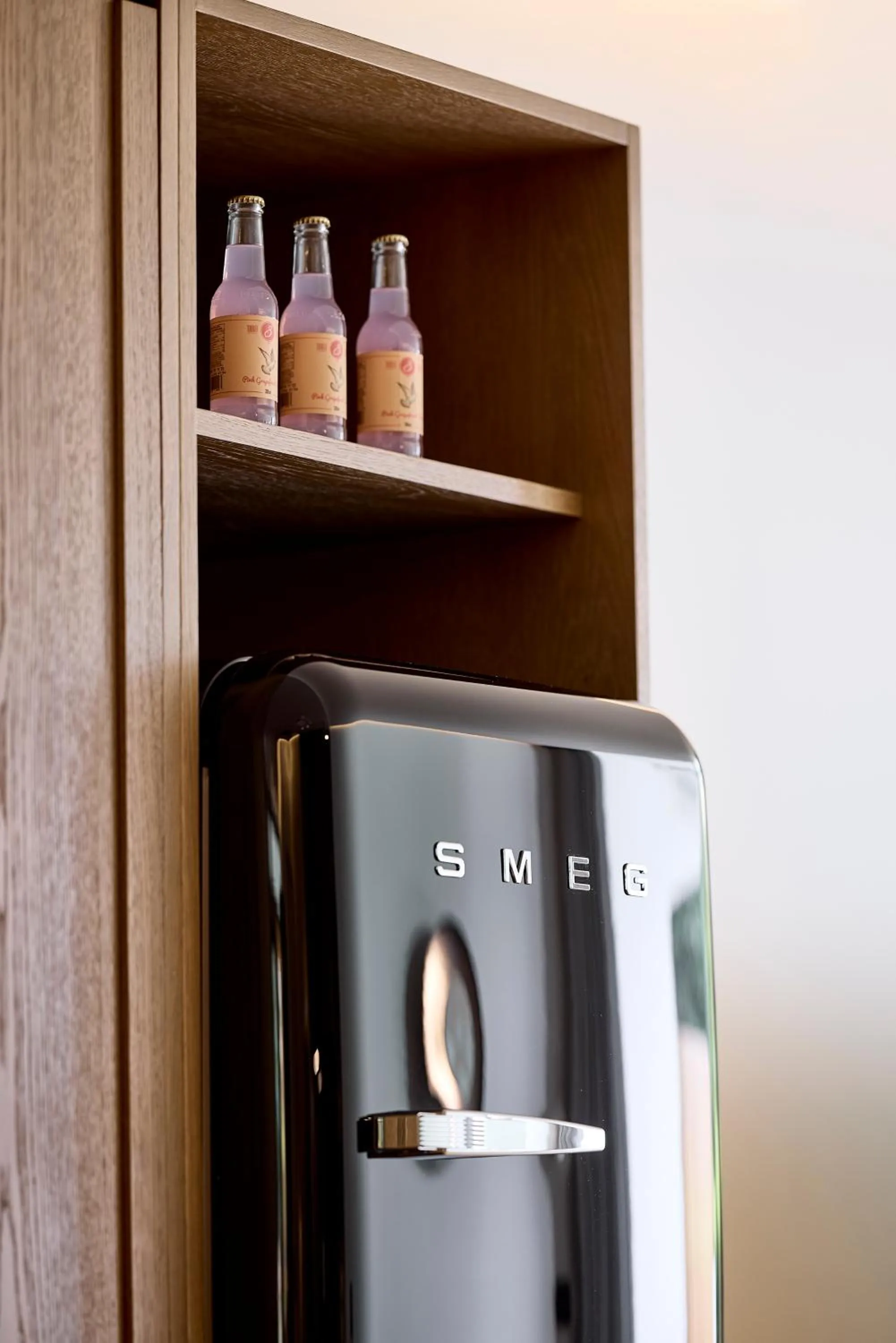 oven in Cama Luxury Suites Kavouri