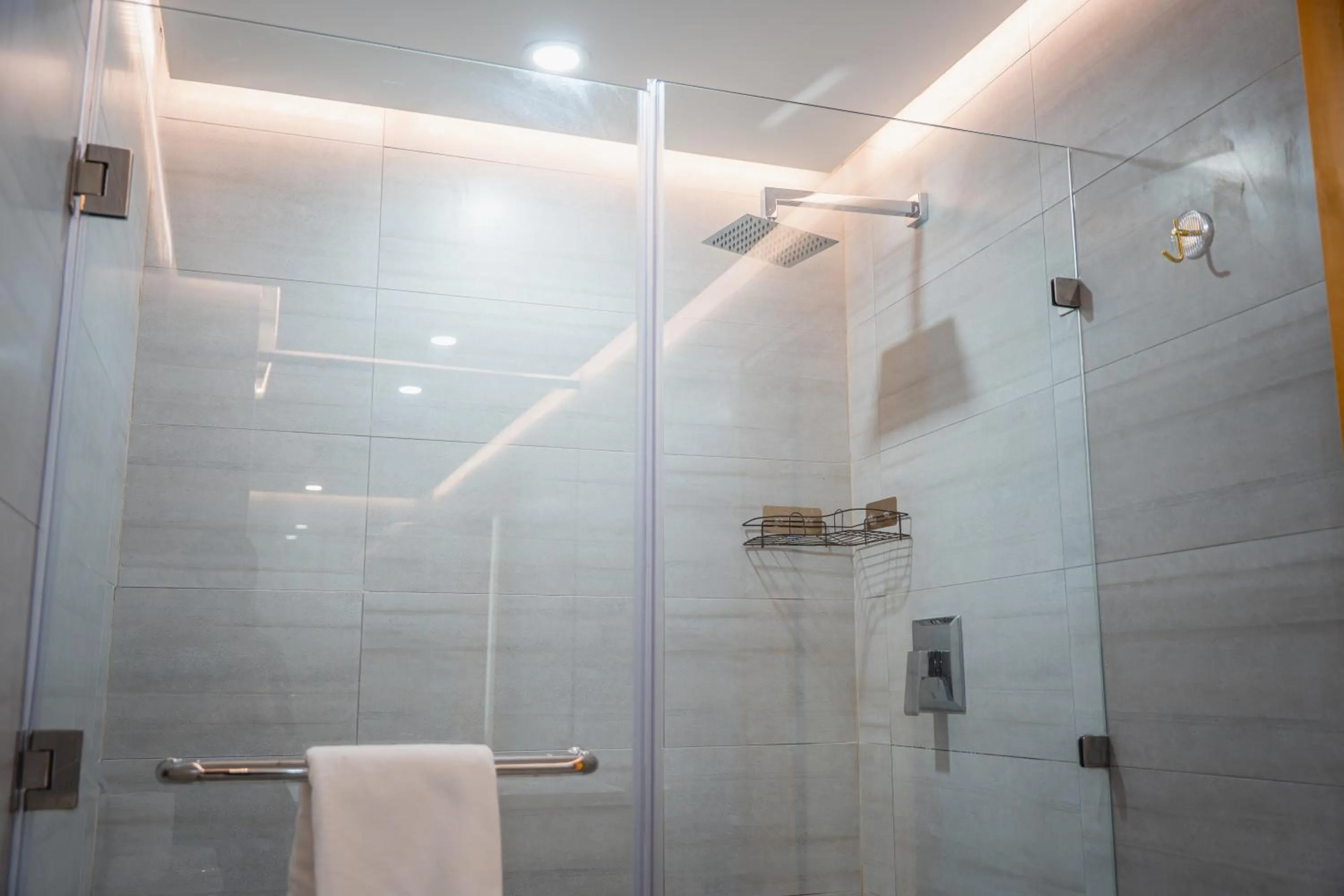 Shower in Galaxy Hotel Downtown
