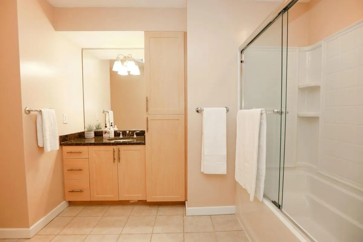 Sojourn Sanctuary Seaside Escape 3 BR